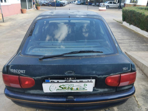 PORTON TRASERO Ford Escort Berl./Turnier (1995->) FORD Escort Berl./Turnier (1995->) 