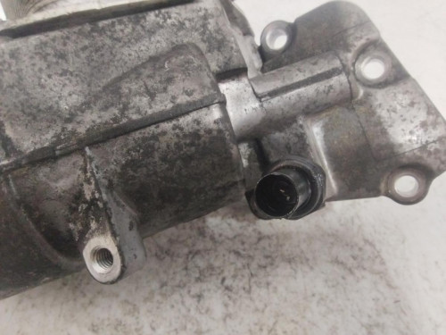 ENFRIADOR ACEITE MOTOR Hyundai MATRIX (FC) 