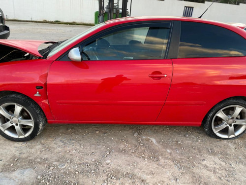 SEAT IBIZA (6L1) — автомобиль-донор на запчасти 