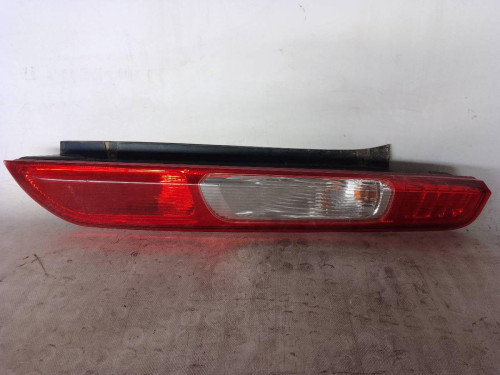 PILOTO TRASERO DERECHO Ford FOCUS BERLINA (CAP) 