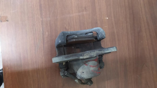 PINZA DE FRENO DELANTERA DERECHA TOYOTA RAV4 (A2) 