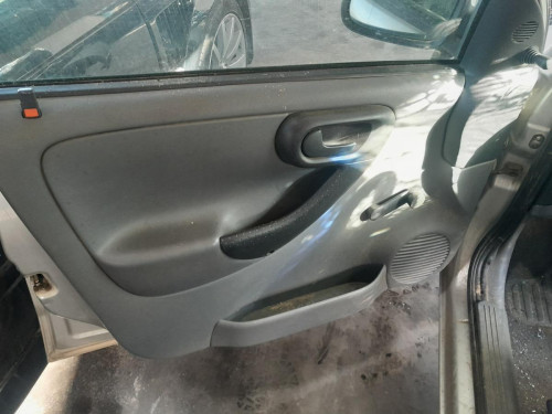  OPEL CORSA C 