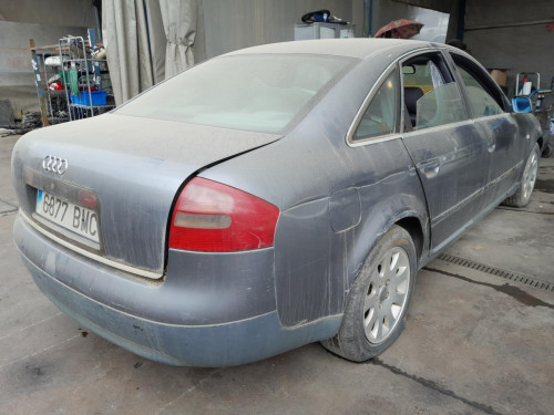 AUDI A6 BERLINA (4B2) — vehículo donante para recambios 