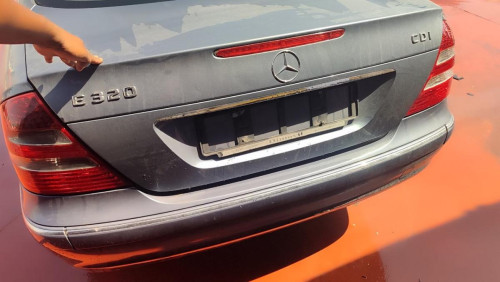  MERCEDES-BENZ CLASE E (BM 211) BERLINA 