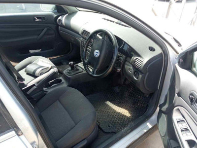 VOLKSWAGEN PASSAT VARIANT (3B6)