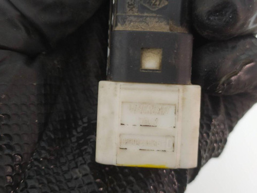  INTERRUPTOR DACIA LOGAN 1 