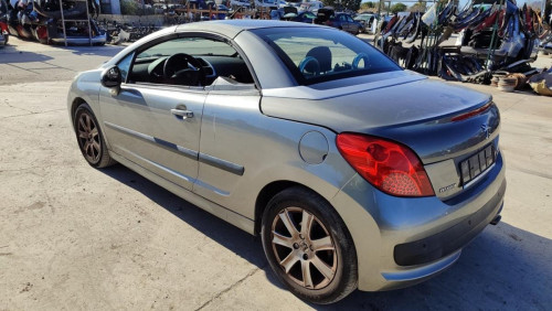  PEUGEOT 207 CC CABRIO-COUPÉ 