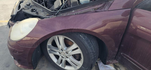  ALETA DELANTERA IZQUIERDA Mercedes-Benz CLASE R (BM 251) 