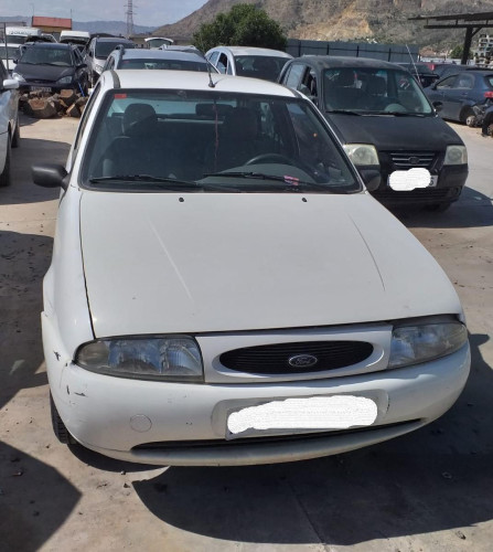  FORD FIESTA BERLINA 
