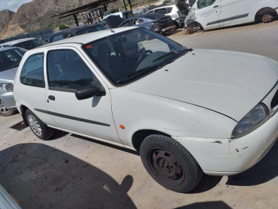 FORD FIESTA BERLINA
