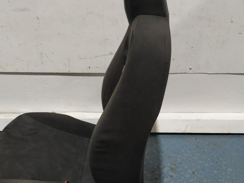 ASIENTO DELANTERO DERECHO Suzuki ALTO (AMF310) 