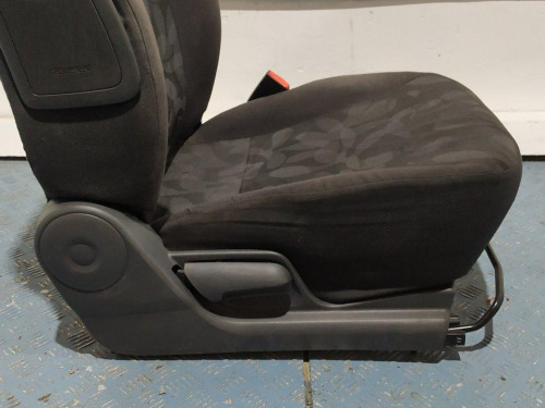 ASIENTO DELANTERO DERECHO Suzuki ALTO (AMF310) 