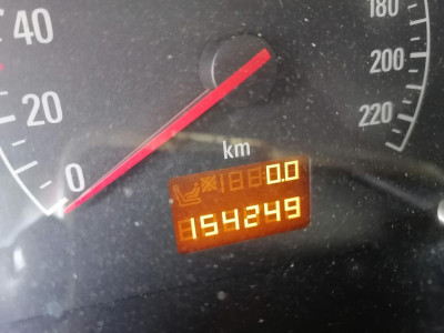 OPEL VECTRA B BERLINA