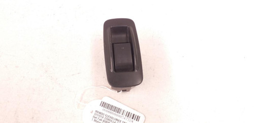  MANDO ELEVALUNAS TRASERO IZQUIERDO TOYOTA COROLLA VERSO (R1) 