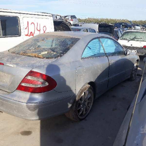  MERCEDES-BENZ CLK (BM 209) COUPE 