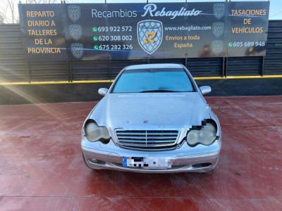 MERCEDES-BENZ CLASE C (BM 203) BERLINA