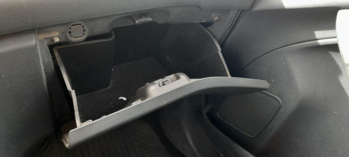 GUANTERA Ford FIESTA (CB1) 