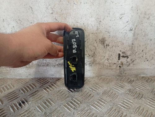 MANDO ELEVALUNAS DELANTERO IZQUIERDO 