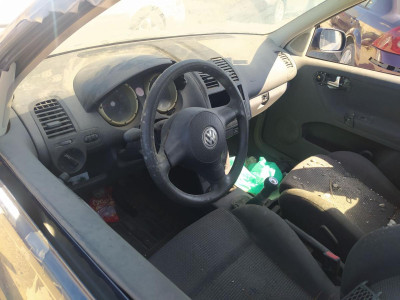 VOLKSWAGEN POLO III BERLINA (6N2)