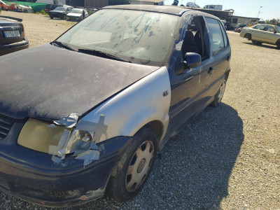VOLKSWAGEN POLO III BERLINA (6N2)