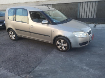 SKODA ROOMSTER (5J7)