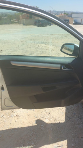 OPEL ASTRA H BERLINA — автомобиль-донор на запчасти 
