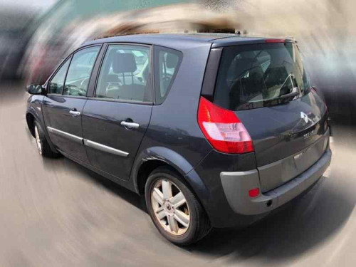  RENAULT SCENIC II (JM) 