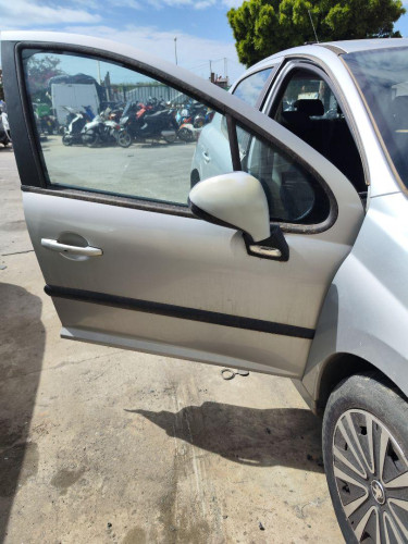 PUERTA DELANTERA DERECHA Peugeot 207 