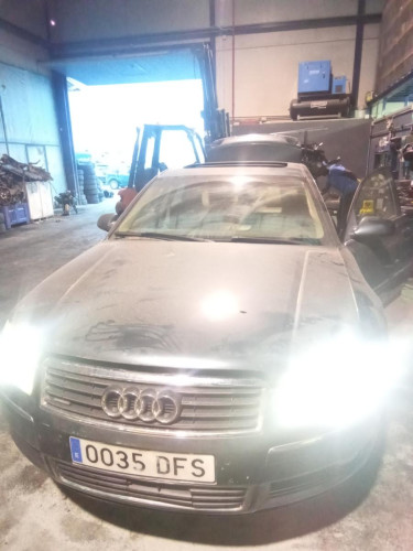  AUDI A8 (4E) 