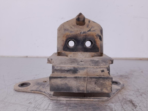SOPORTE MOTOR IZQUIERDO Isuzu D-Max 