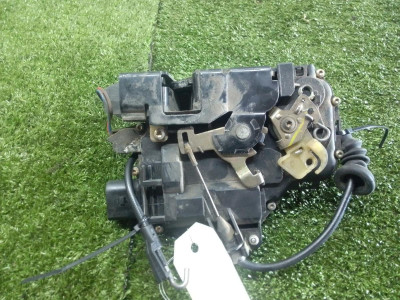 CERRADURA PUERTA DELANTERA IZQUIERDA, VOLKSWAGEN, GOLF IV BERLINA (1J1)(10.1997)