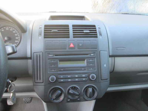  VOLKSWAGEN POLO IV (9N3) 