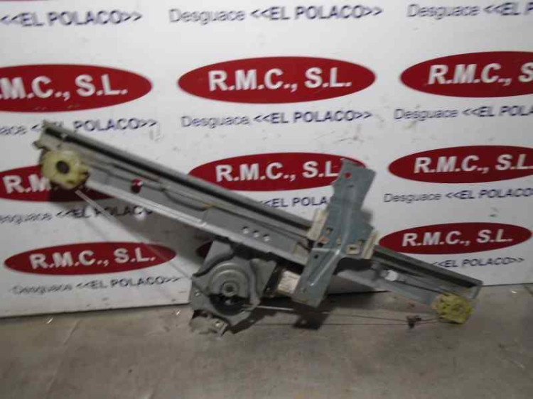 ELEVALUNAS DELANTERO IZQUIERDO
