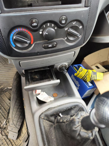 CENICERO Chevrolet KALOS 