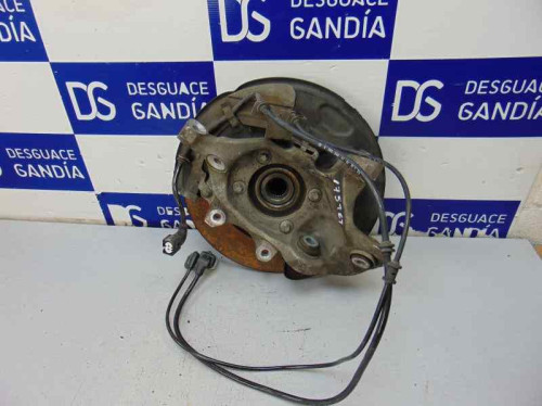  MERCEDES-BENZ CLASE C (BM 205) BERLINA 