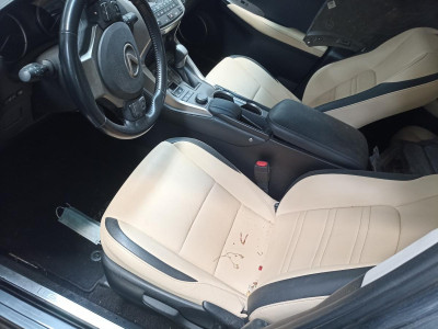 LEXUS NX (AZ10)