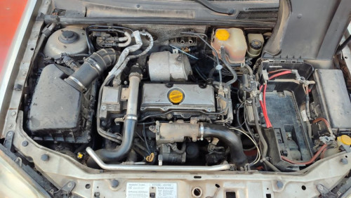  OPEL VECTRA C BERLINA 