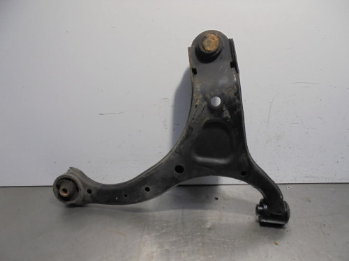 BRAZO SUSPENSION INFERIOR DELANTERO IZQUIERDO Kia SORENTO R (XM) 