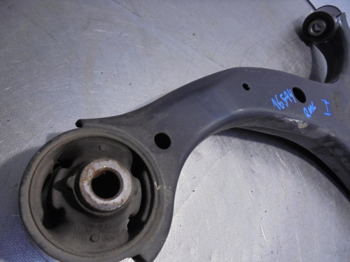 BRAZO SUSPENSION INFERIOR DELANTERO IZQUIERDO Kia SORENTO R (XM) 
