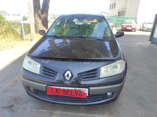 RENAULT MEGANE II BERLINA 5P — автомобиль-донор на запчасти 