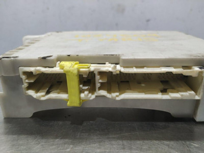 CAJA RELES / FUSIBLES, TOYOTA, YARIS (KSP1/NLP1/NSP1)