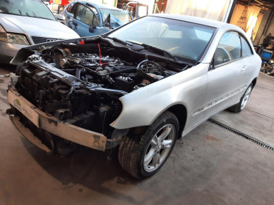 MERCEDES-BENZ CLK (BM 209) COUPE