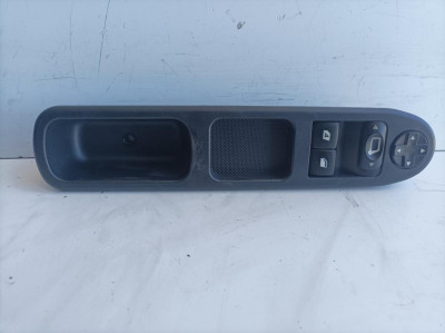 MANDO ELEVALUNAS DELANTERO IZQUIERDO, RENAULT, TWINGO I (C06)