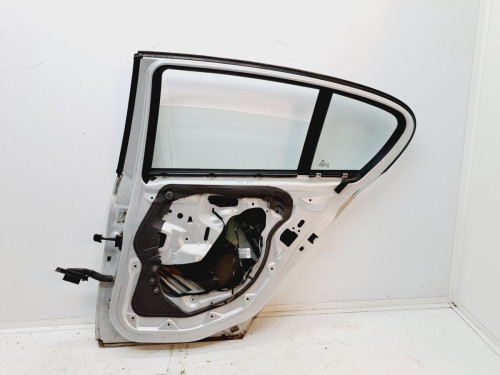 PUERTA TRASERA DERECHA BMW SERIE 1 BERLINA (E81/E87) 