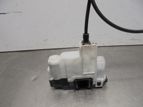 CERRADURA PUERTA DELANTERA DERECHA Fiat 500 (150) BERLINA 