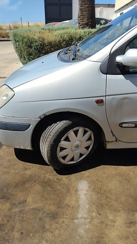 ALETA DELANTERA IZQUIERDA Renault Scenic II (JM)(2003->) Renault Scenic II (JM)(2003->) 