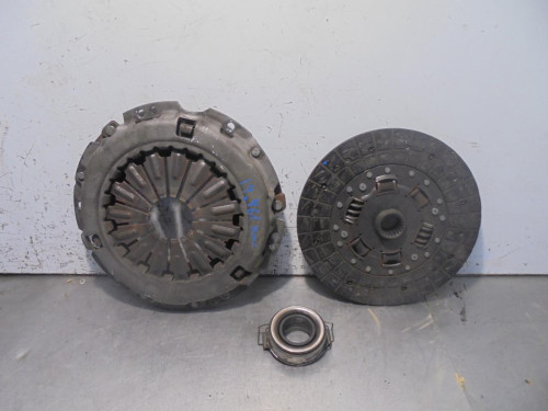 KIT EMBRAGUE TOYOTA COROLLA VERSO (R1) 