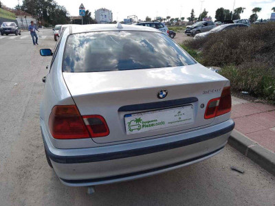 BMW SERIE 3 BERLINA (E46)