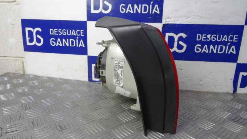  PILOTO TRASERO DERECHO 