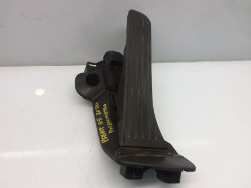 PEDAL ACELERADOR 
